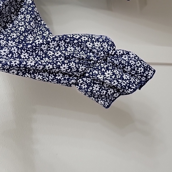 Mi ami, Size M, Halana, Blue Floral High Neck Blouse, Smocked Upper, Ruffle Hem - Picture 2 of 16